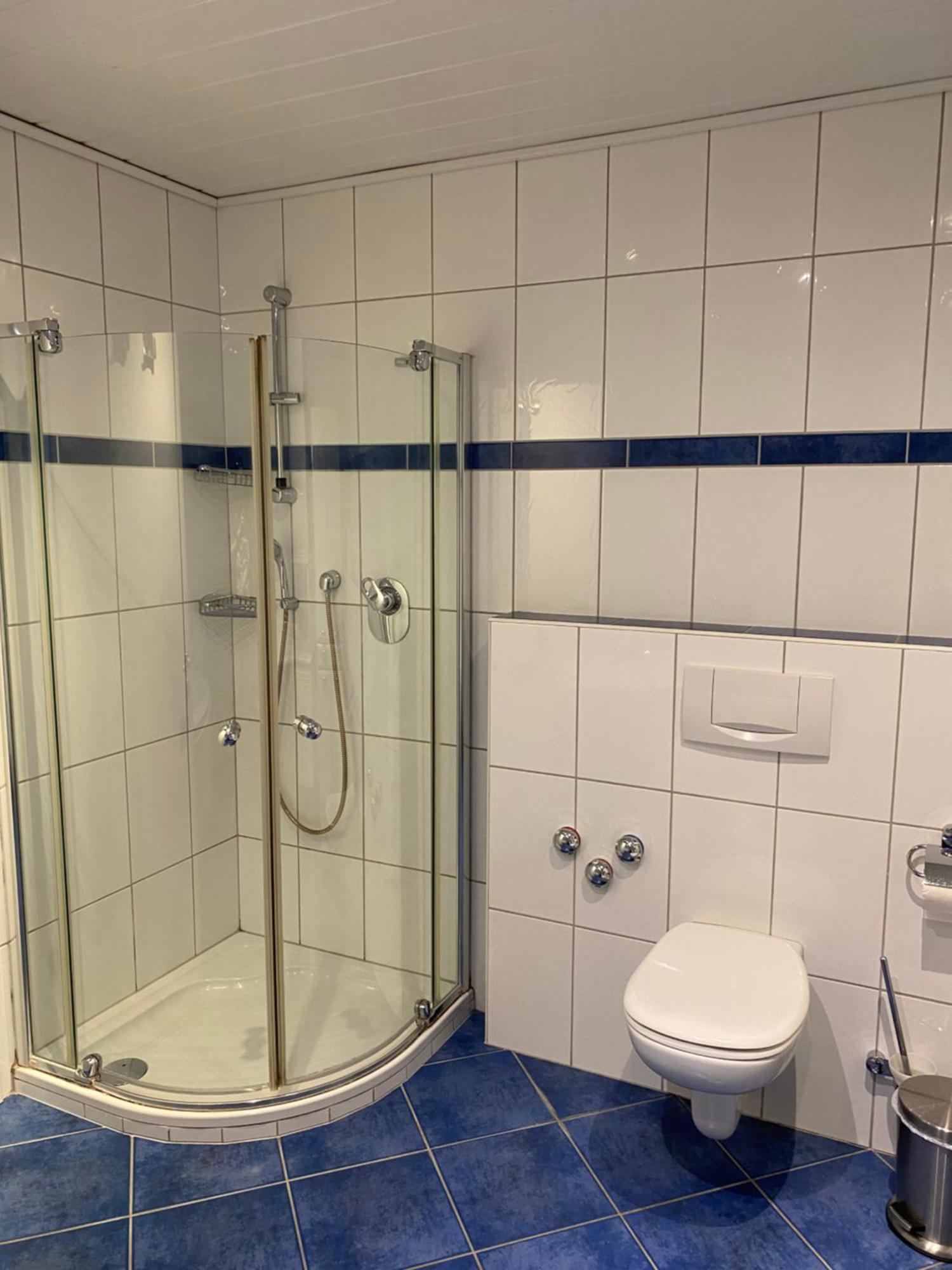 Apartment mit 4 Schlafzimmern und einem Balkon